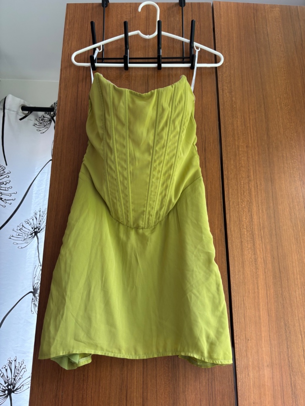 White Fox Boutique Lime Green Strapless Corset Ruched Mini Dress Size Medium - Picture 7 of 15